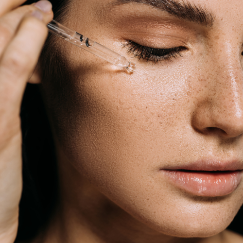 The 10 Best Natural Moisturizers for Your Face and Skin